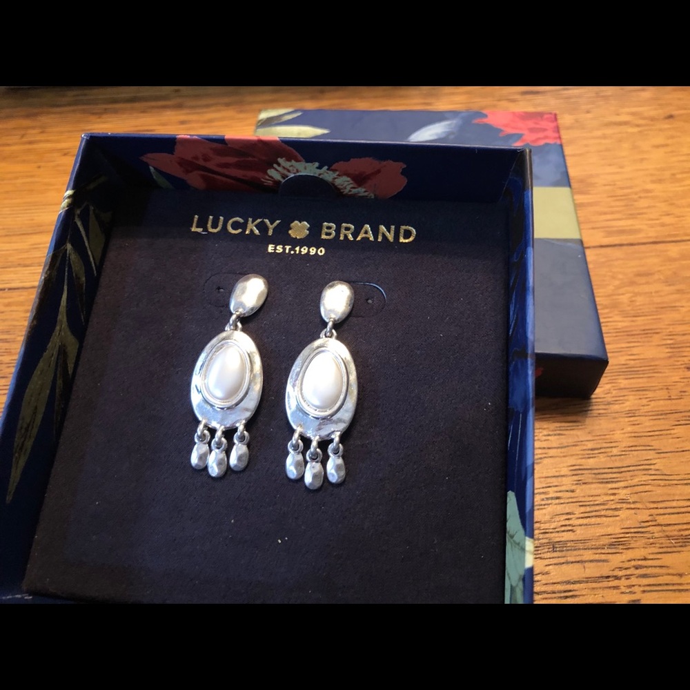 Lucky Brand Earrings - Picture 3 of 4